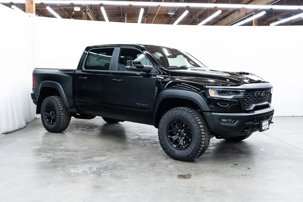 New 2026 Diamond Black Crystal Pearl-Coat Exterior Paint RAM RHO image 1