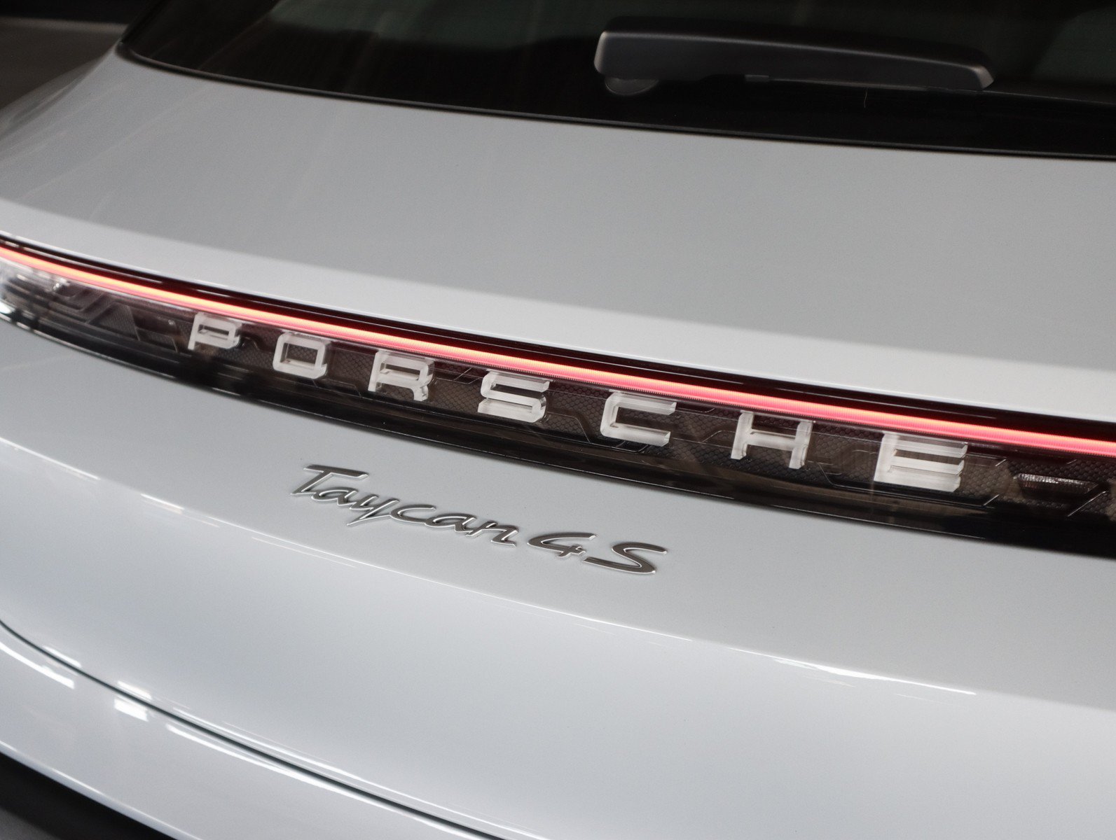 Certified Used 2023 Ice Grey Metallic Porsche 4S image 27