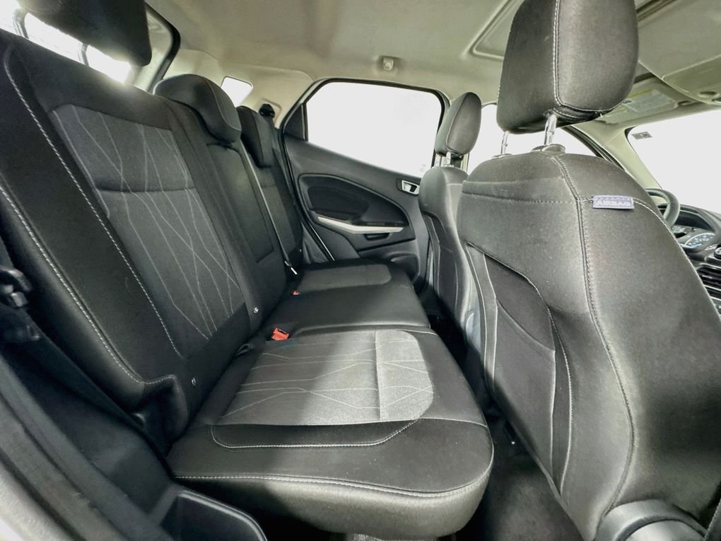 Used 2018 White Ford SE image 26