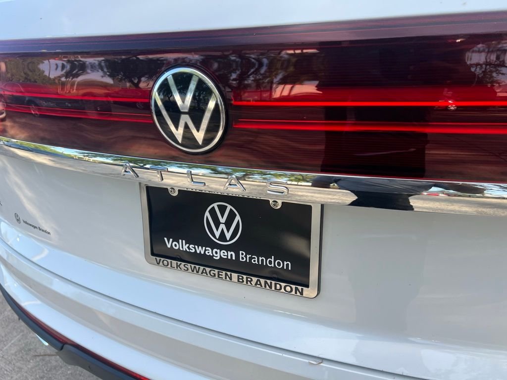 2026 Volkswagen Atlas Cross Sport SE w/Tech - Photo 31