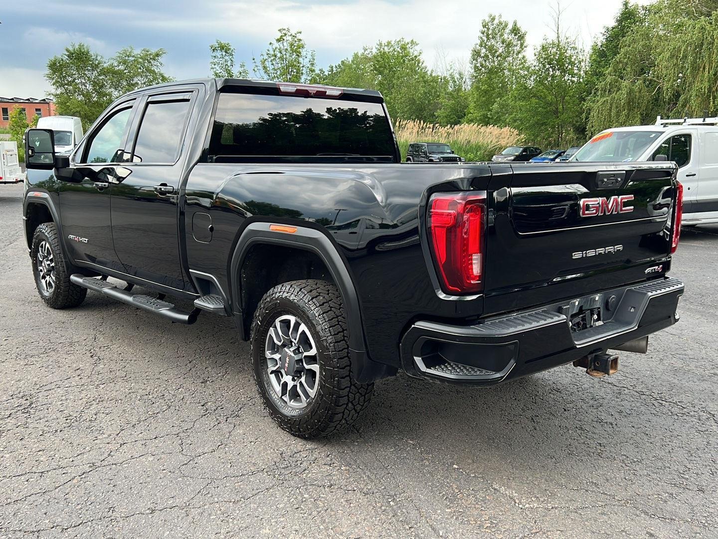 Used 2021 Onyx Black GMC AT4 image 3