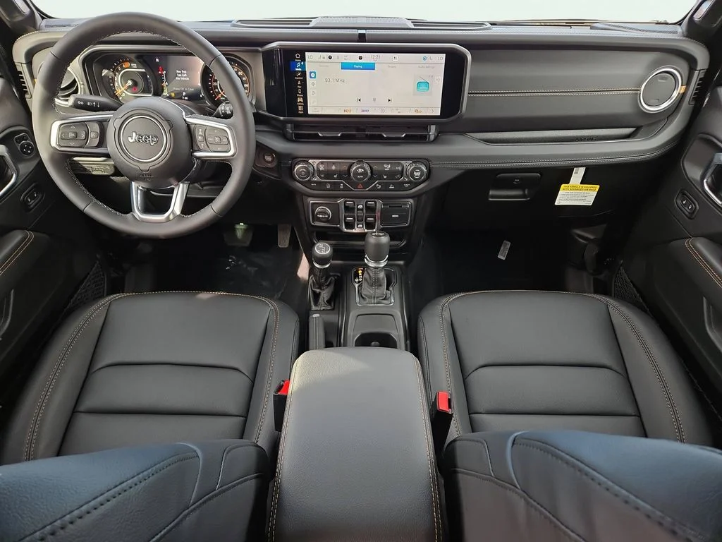 New 2026 Black Clear-Coat Exterior Paint Jeep Sahara image 19