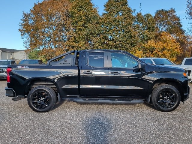 2022 Chevrolet Silverado 1500 Custom photo 3