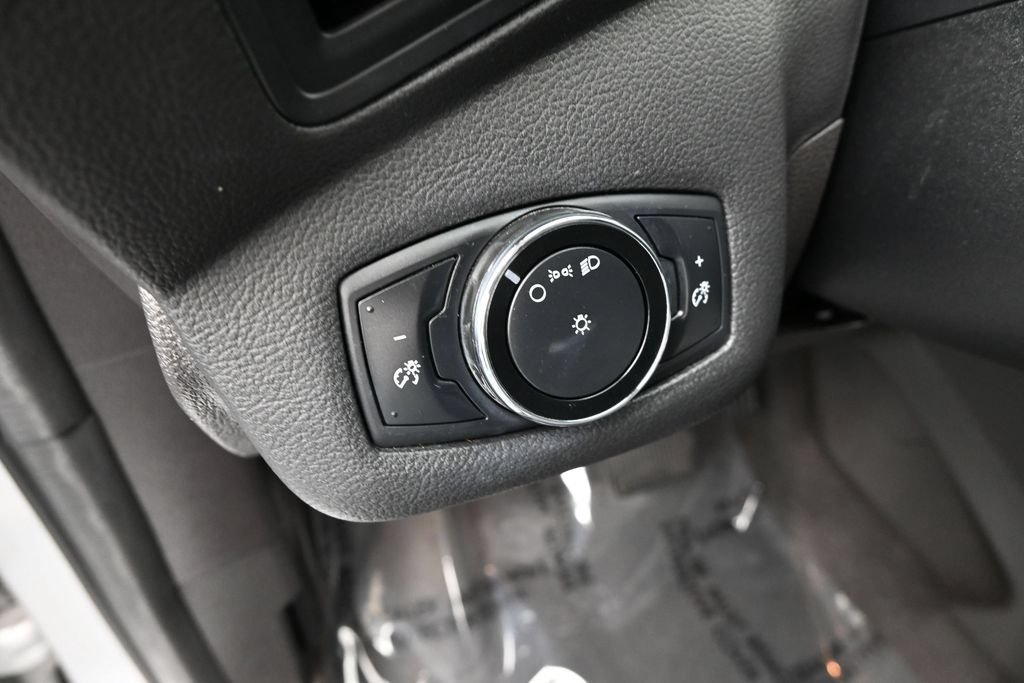 Used 2014 Silver Ford S image 15