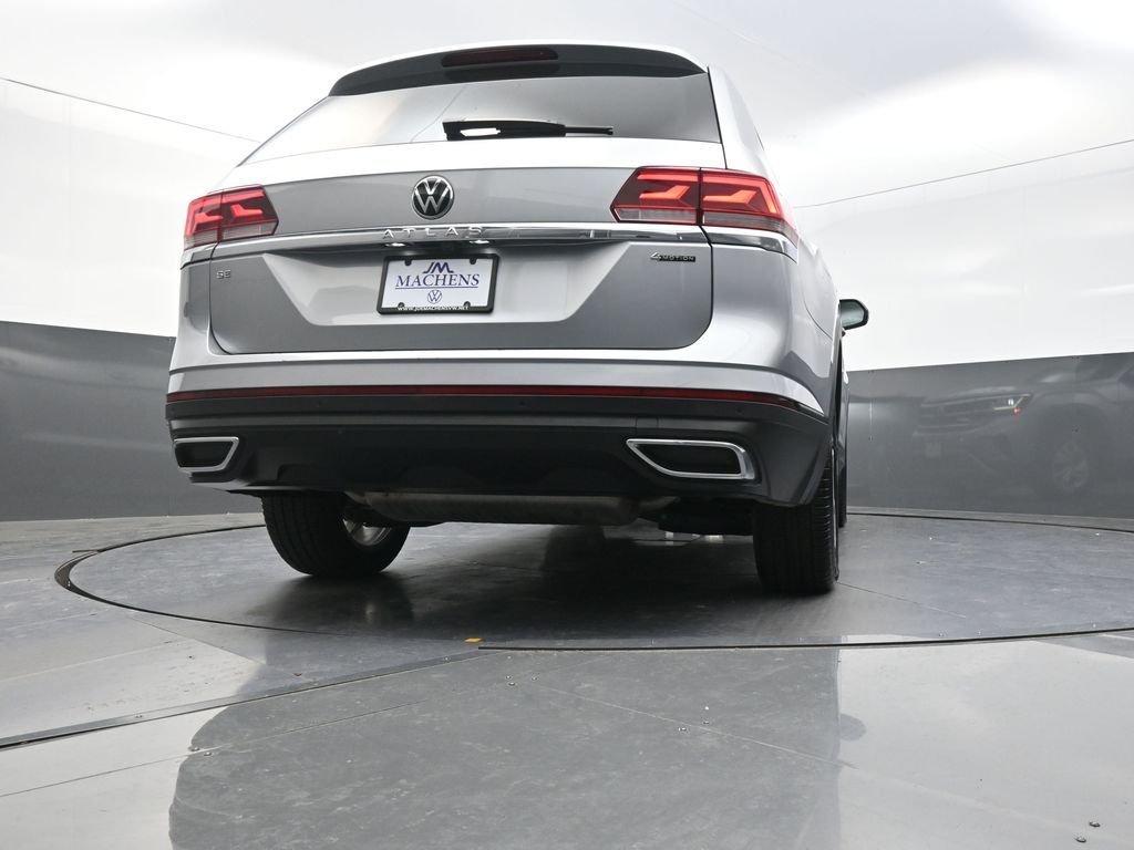 Used 2023 Silver Volkswagen 2.0T SE w/Technology image 29