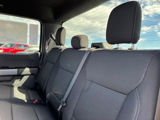New 2026 Oxford White Ford XLT image 17