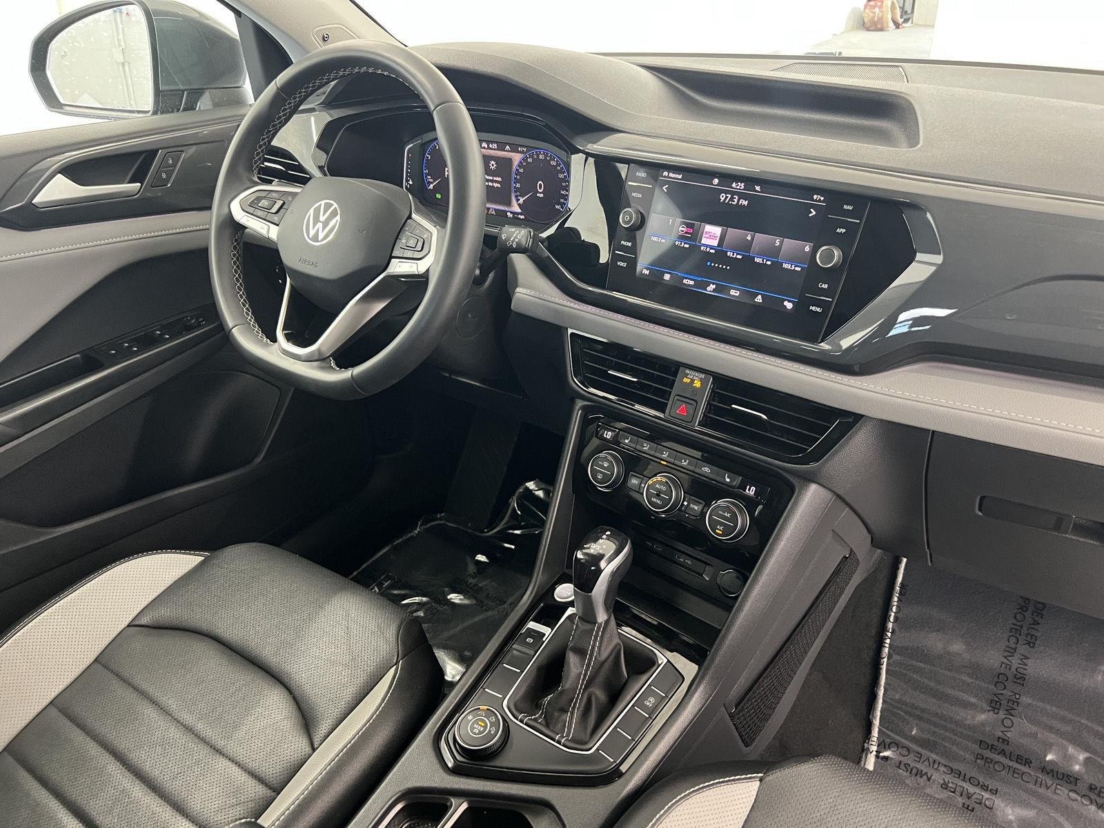 2023 Volkswagen Taos SEL - Photo 31