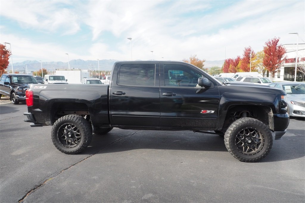 2016 Chevrolet Silverado 1500 LTZ photo 4