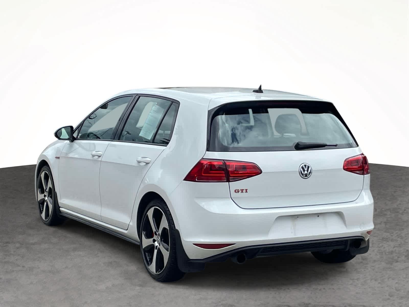 Used 2017 Pure White Volkswagen Autobahn image 14
