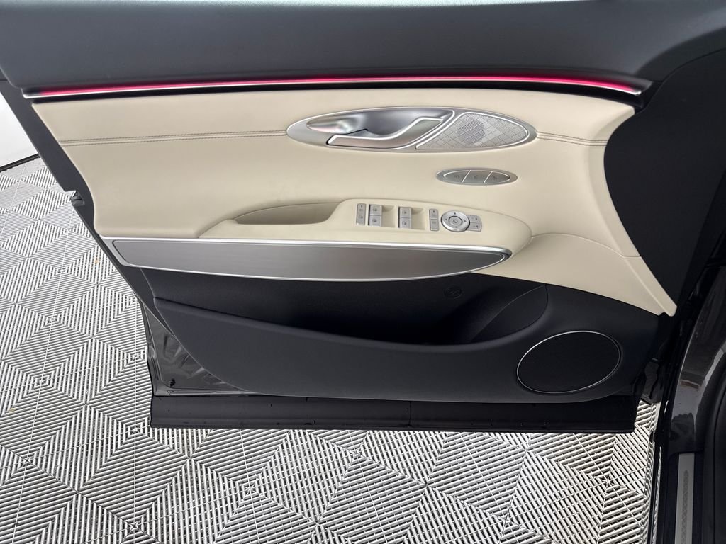 2026 GENESIS GV70 Select - Photo 11