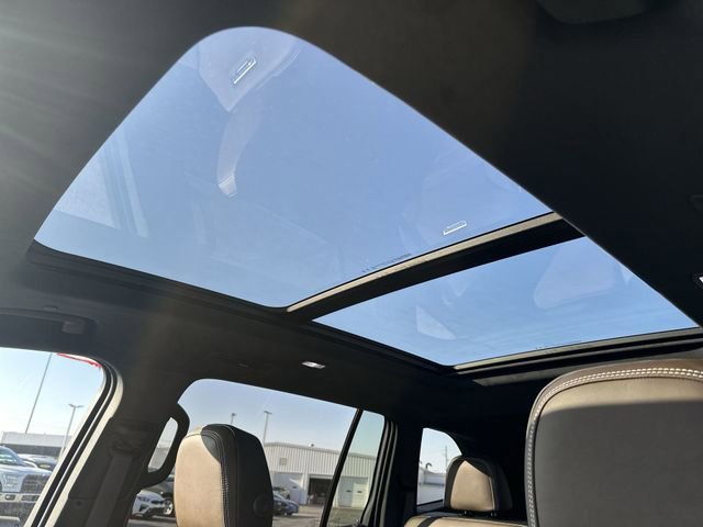 2026 GMC Acadia Denali Ultimate - Photo 18