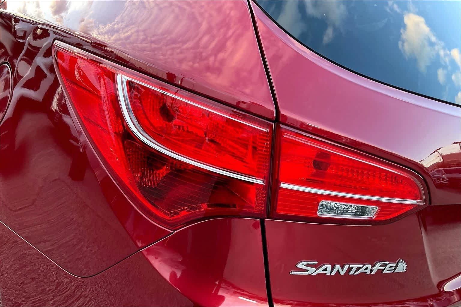 Used 2013 Serrano Red Hyundai Sport image 26