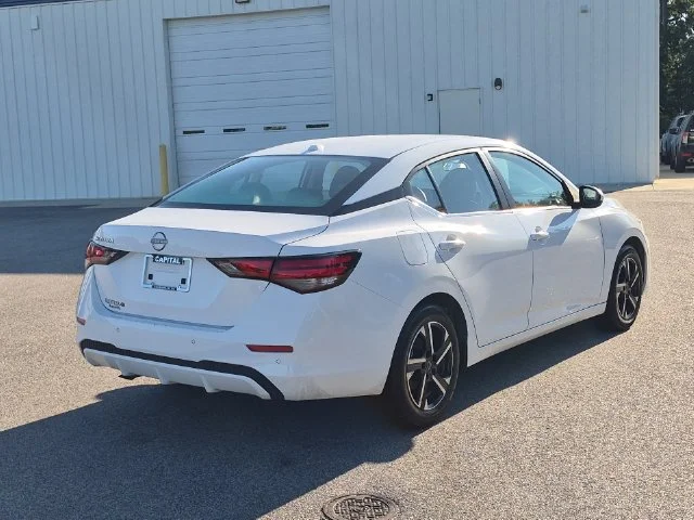 Used 2025 White Nissan SV image 3