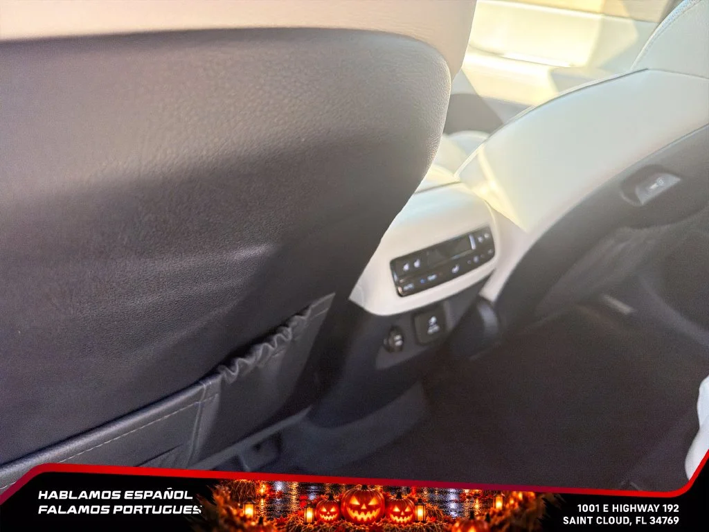 Used 2024 Red Hyundai Limited image 27