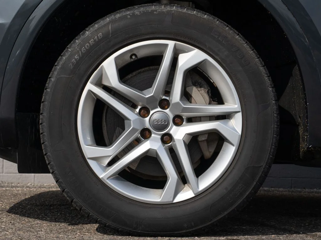 Used 2018  Audi 2.0T image 12