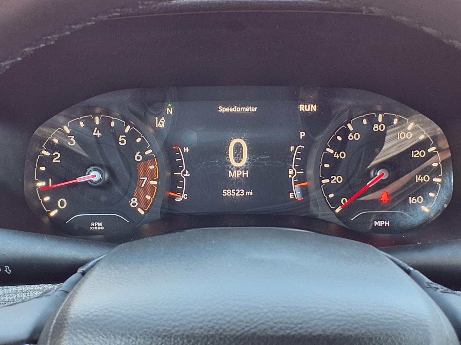 Certified Used 2023 Diamond Black Crystal Pearl Coat Jeep 4x4 Latitude Lux 4dr SUV image 15