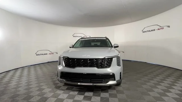 New 2026 Wolf Gray Kia S image 3
