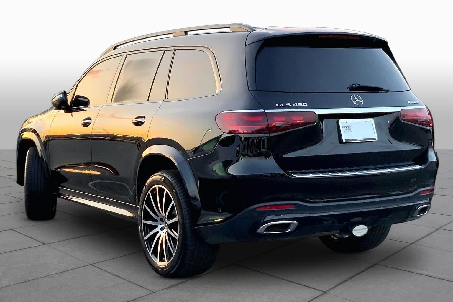 Used 2025 Twilight Blue Metallic Mercedes-Benz GLS 450 image 11
