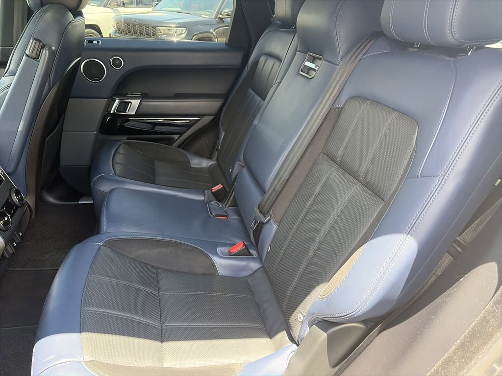 Used 2020  Land Rover HST image 29