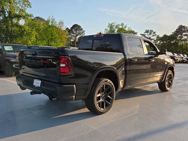 New 2026 Diamond Black Crystal Pearl-Coat Exterior Paint RAM Laramie image 9