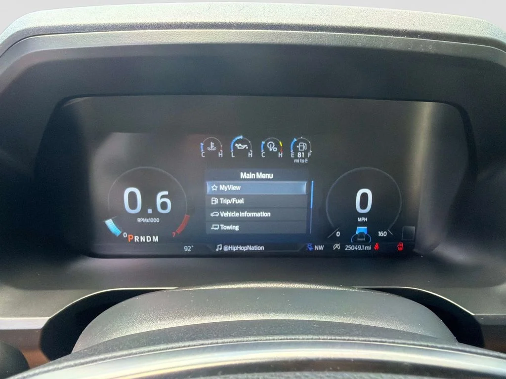 Used 2022 White Ford Platinum image 28