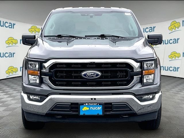 Used 2023 Gray Ford XLT image 2