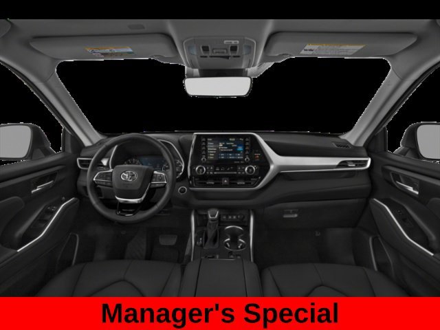 Used 2021  Toyota XLE image 12