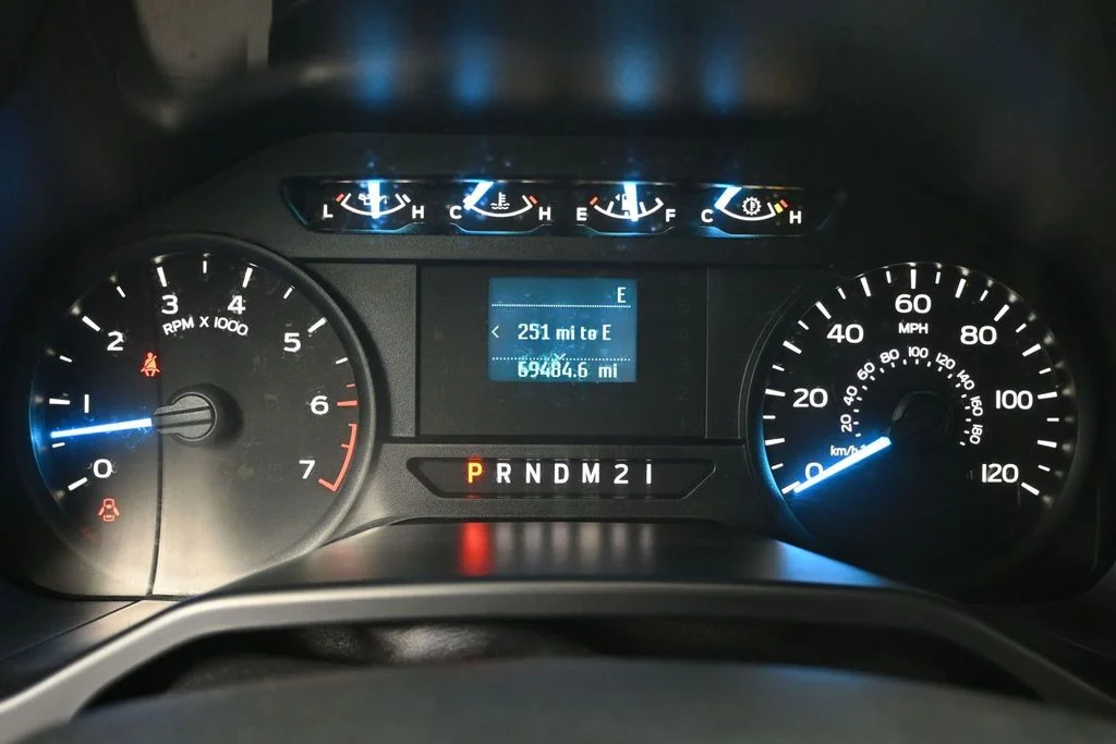 Used 2016 White Ford XL image 27