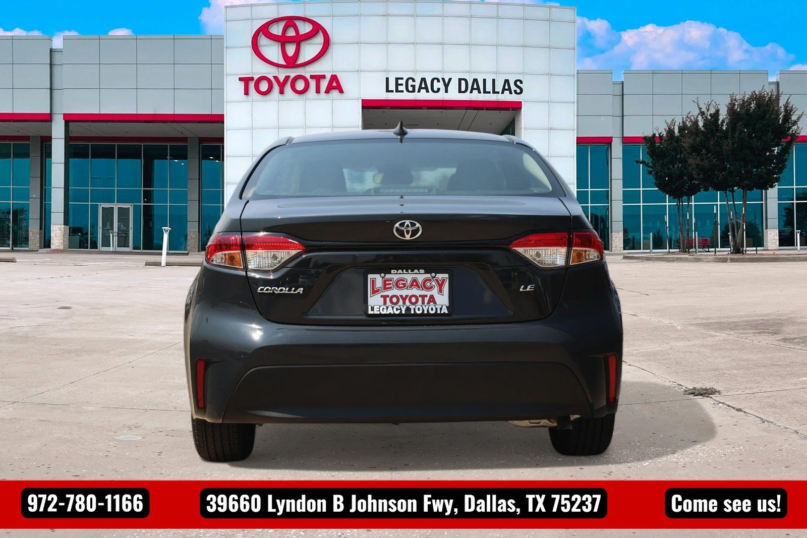 2026 Toyota Corolla LE - Photo 8