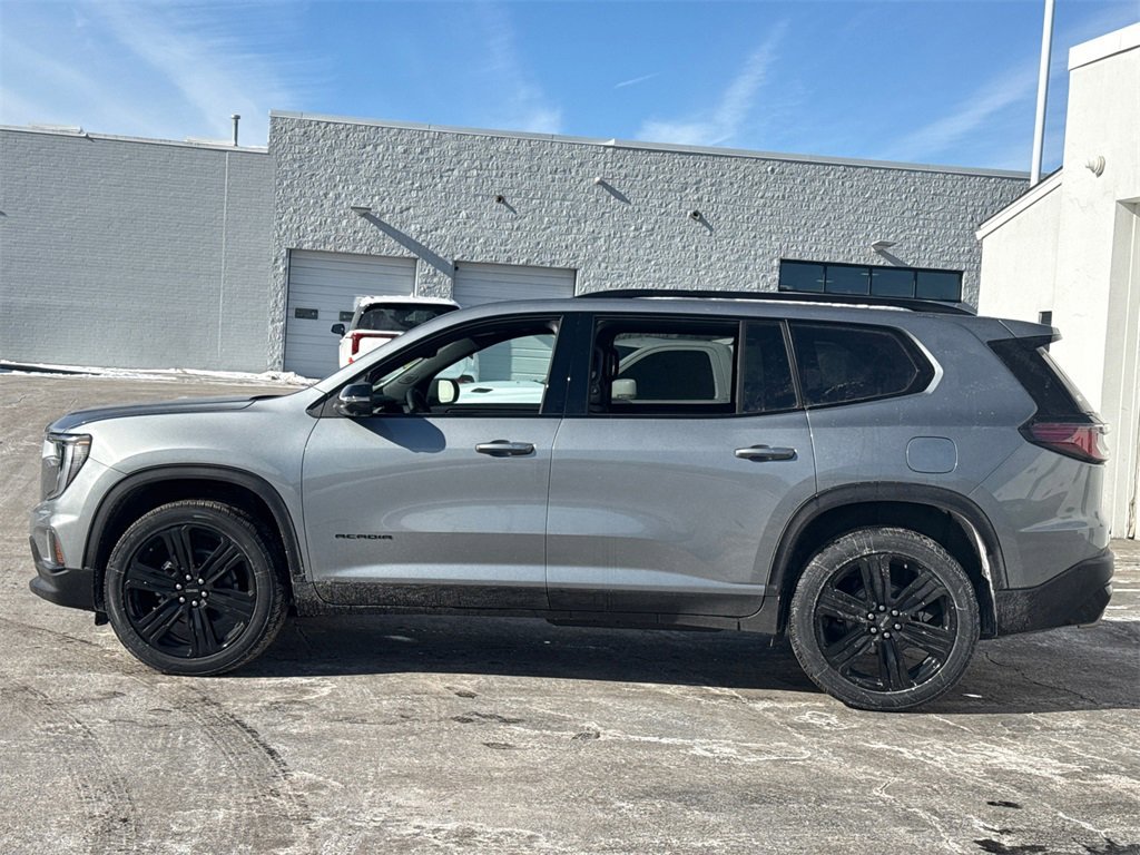 2026 GMC ACADIA - Image 4