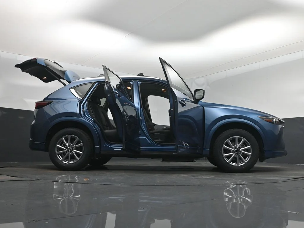 Used 2024 Blue Mazda 2.5 S Preferred Package image 7