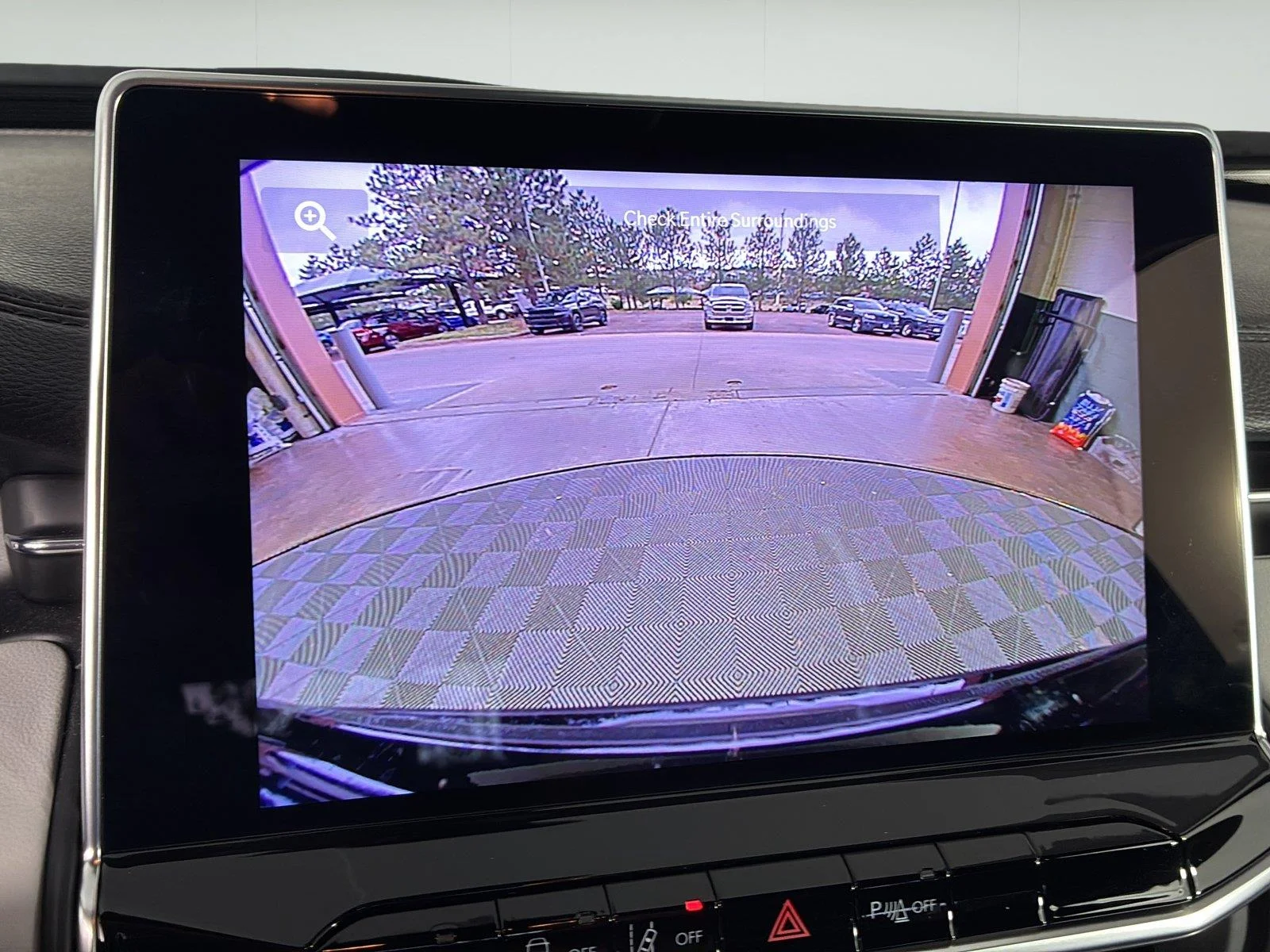 Used 2023 Diamond Black Crystal Pearlcoat Jeep Limited image 27