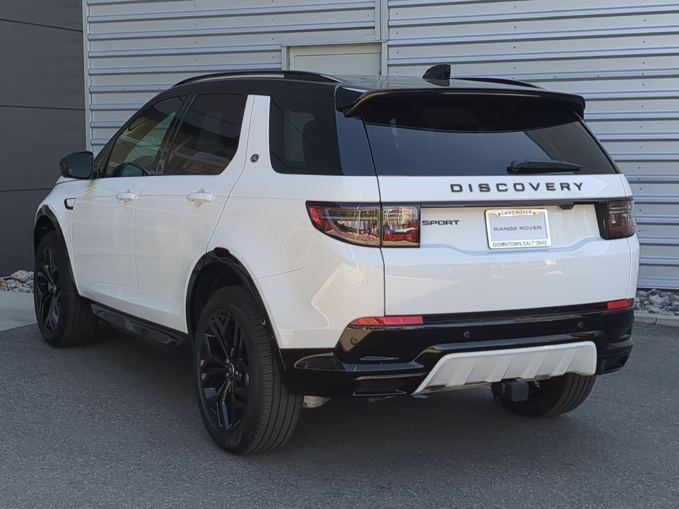 New 2026 Fuji White Land Rover Landmark image 8