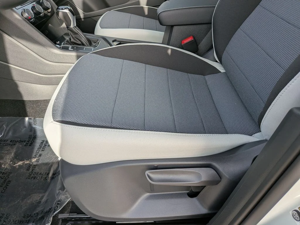 New 2026 White Volkswagen 1.5T S image 17