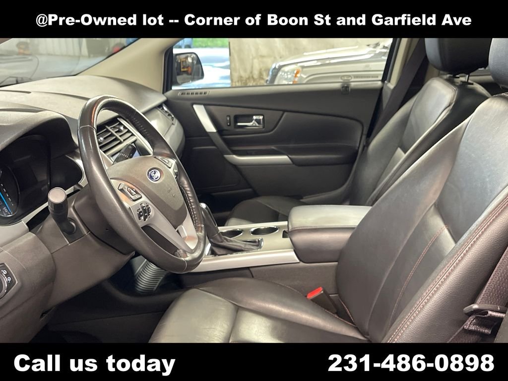 Used 2013  Ford SEL image 14
