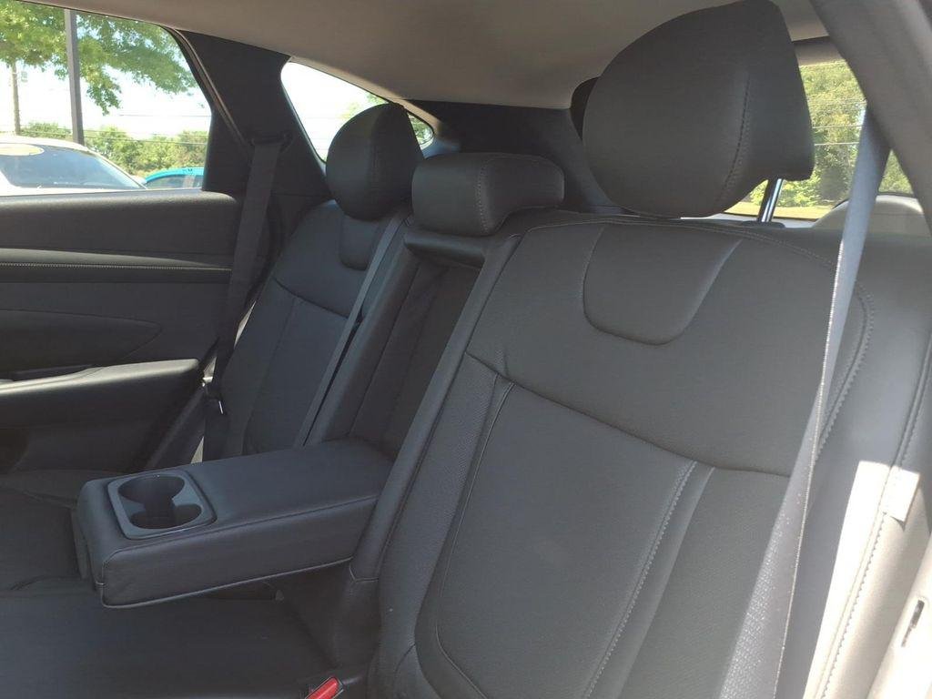 2025 Hyundai Tucson SEL Convenience - Photo 12