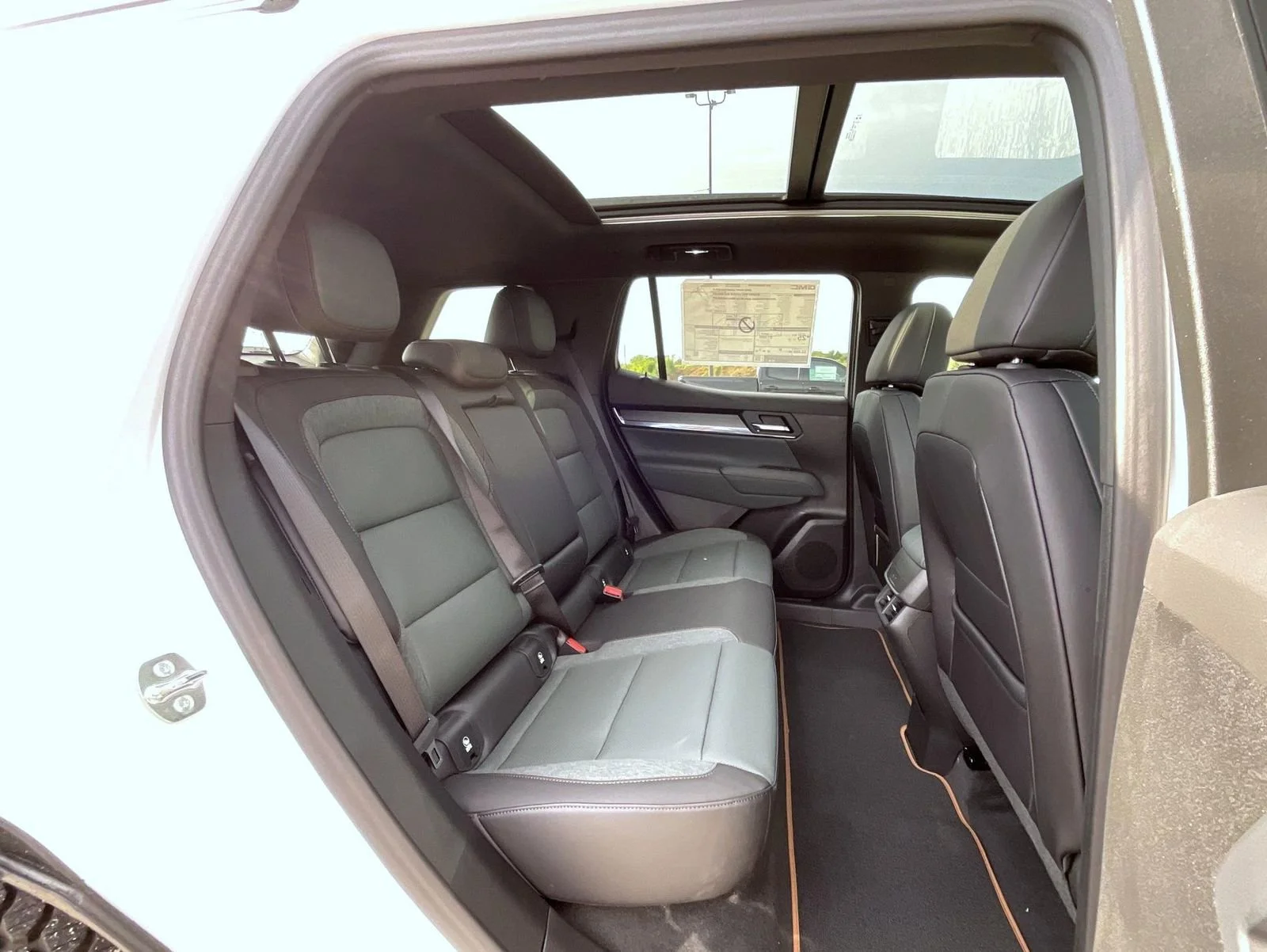 2026 GMC Terrain AT4 - Photo 18
