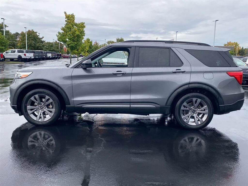 Used 2022 Carbonized Gray Ford XLT image 8