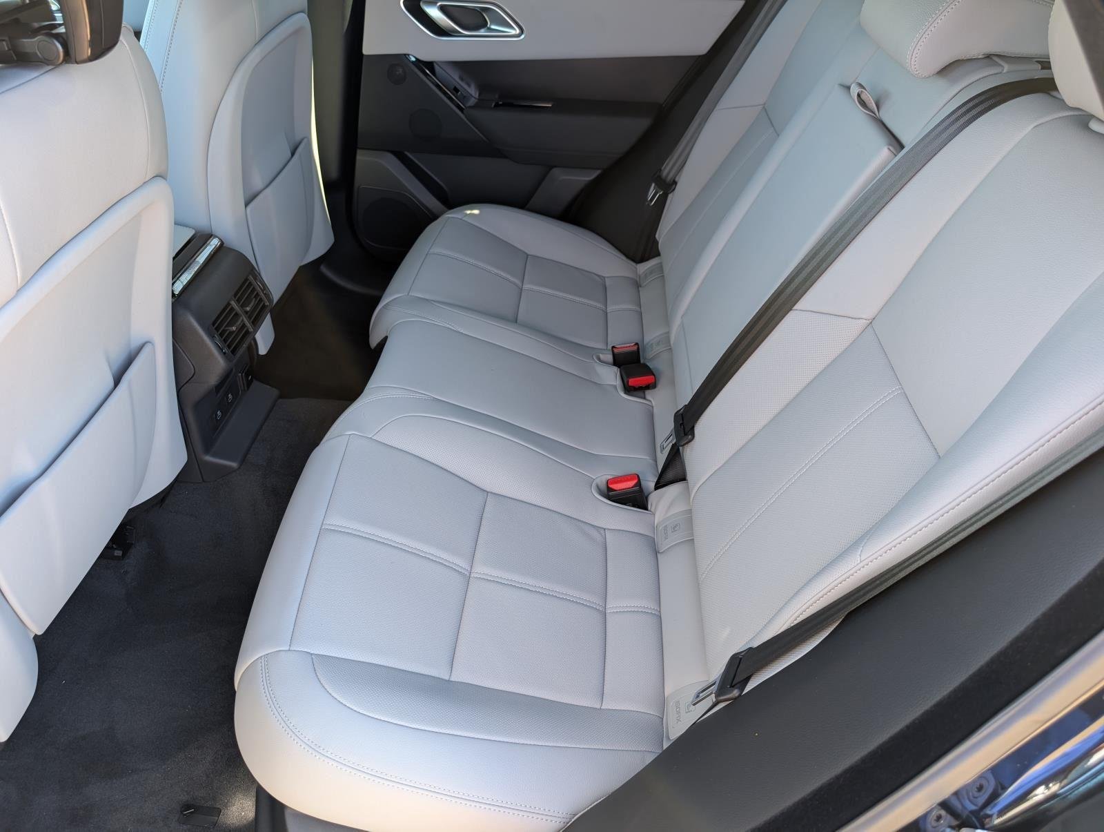 2026 Land Rover Range Rover Velar Dynamic SE - Photo 25