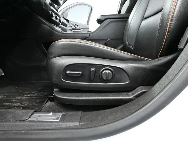 2021 GMC Acadia AT4 - Photo 24