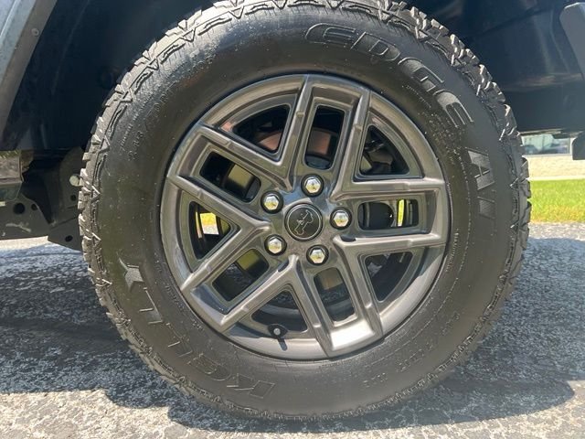 Used 2024 Black Jeep Sport S image 25