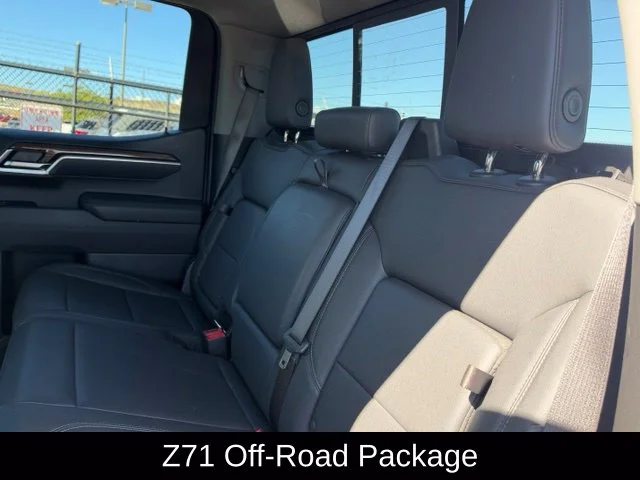 Used 2025 White Chevrolet RST image 17