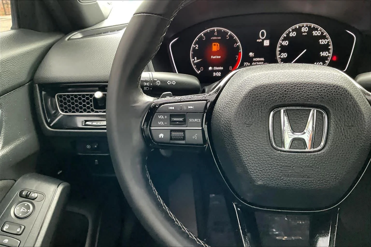 Used 2025 Meteorite Gray Metallic Honda Sport image 24
