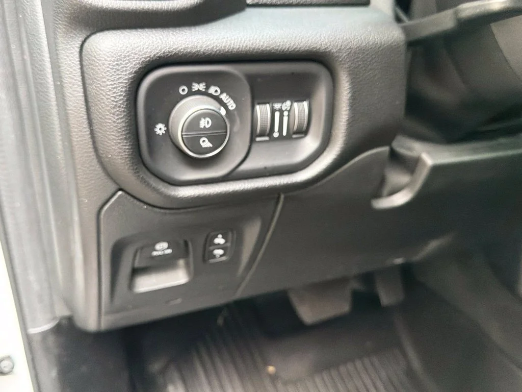 Used 2023 White Ram Laramie image 44