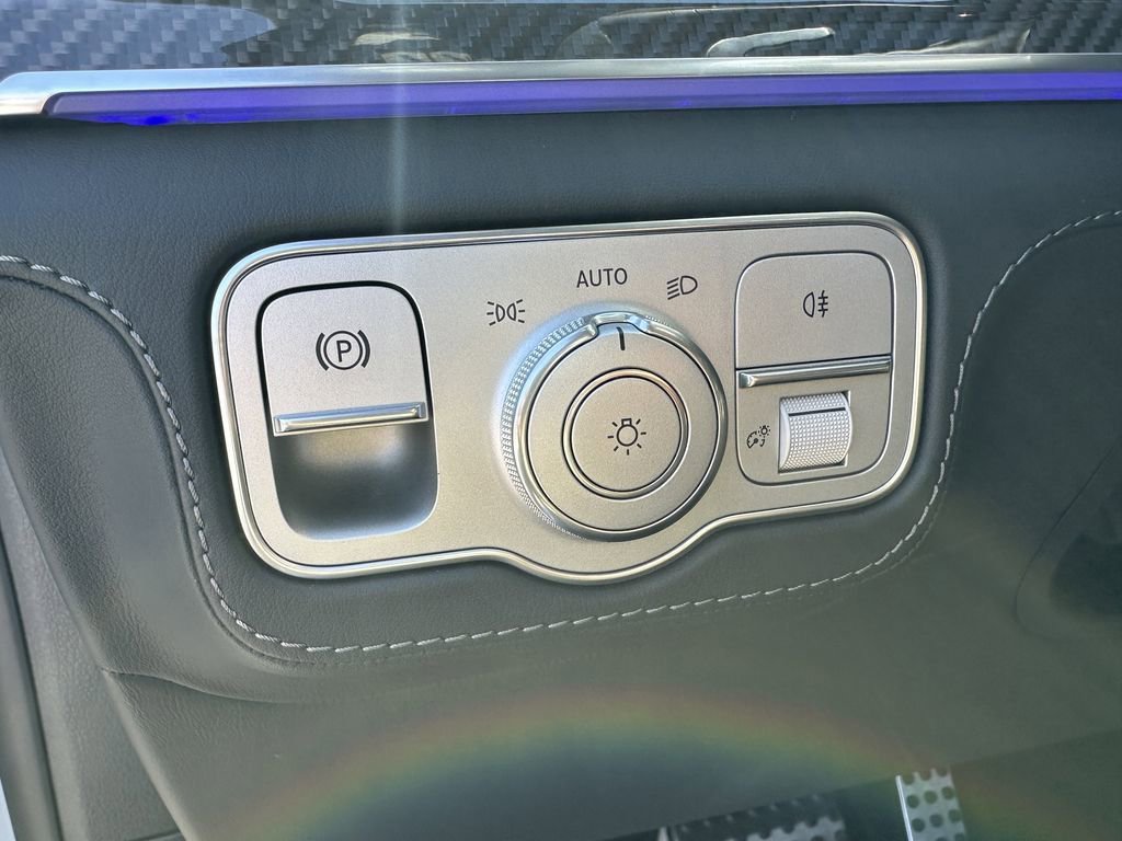 New 2026 MANUFAKTUR Alpine Grey Mercedes-Benz AMG® GLS 63 image 38