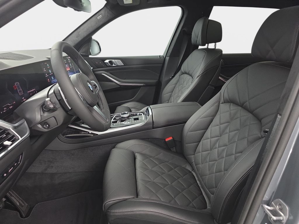 New 2027 Skyscraper Grey Metallic BMW xDrive40i image 16