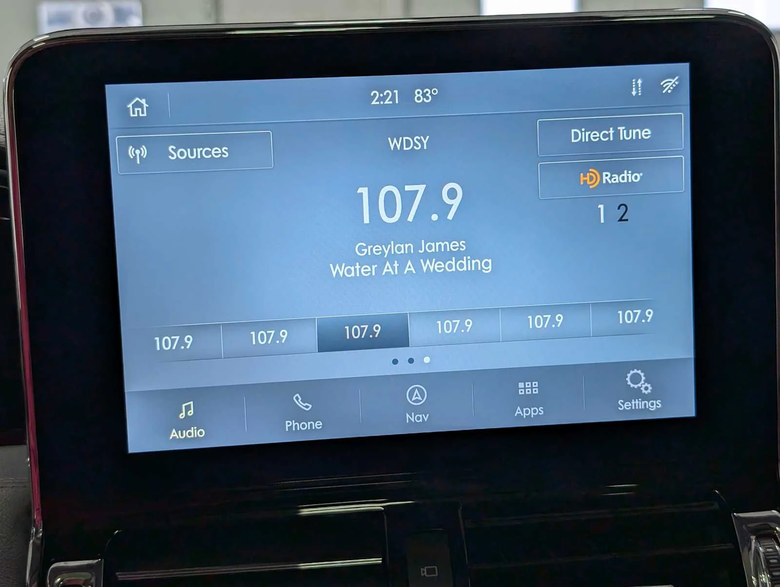 Used 2020 Silver Radiance Lincoln Reserve image 26