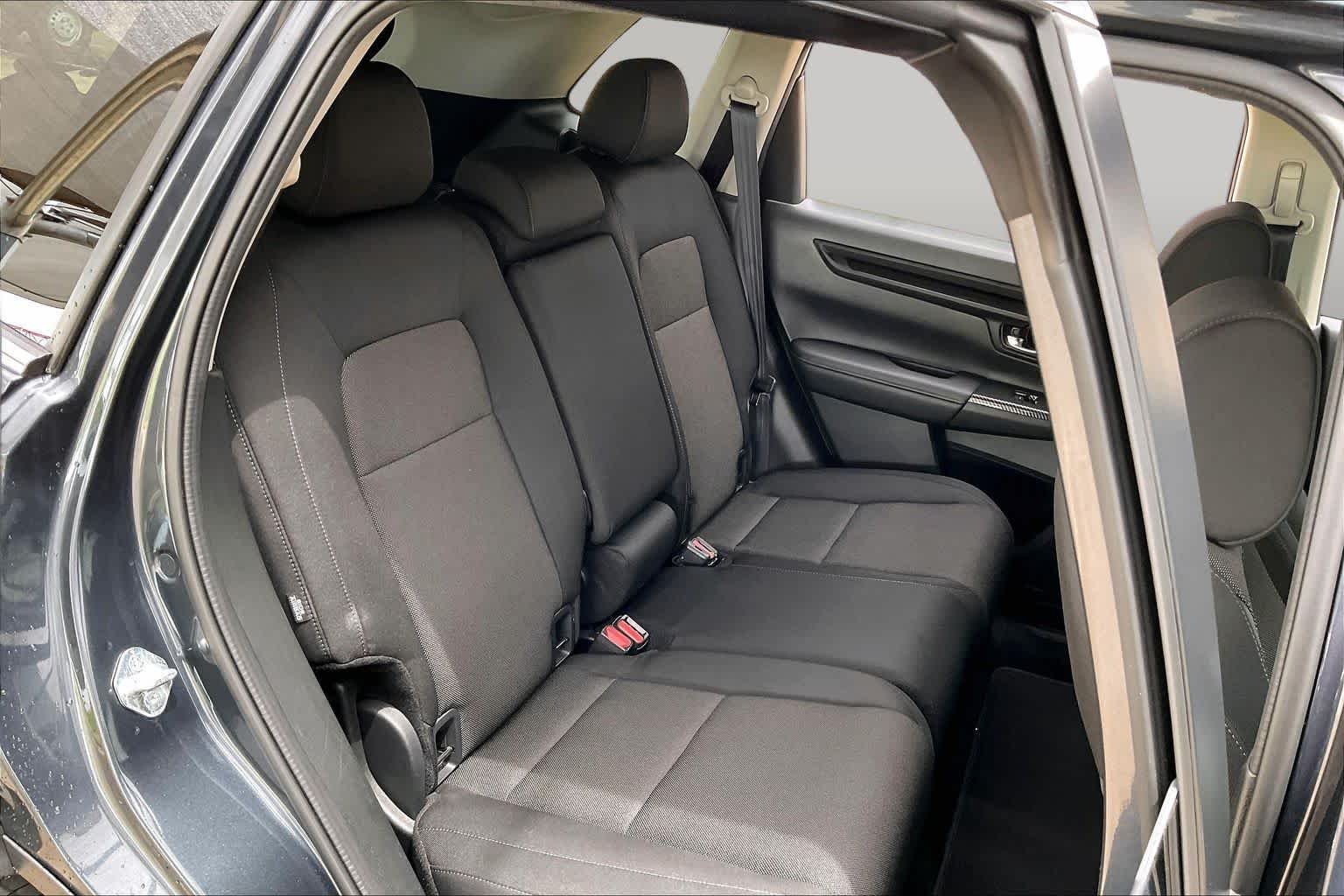 Used 2025 Meteorite Gray Metallic Honda LX image 19