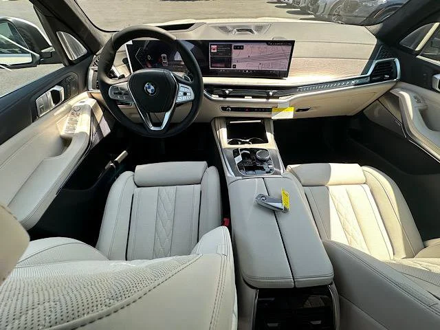 New 2027 Mineral White Metallic BMW xDrive40i image 6