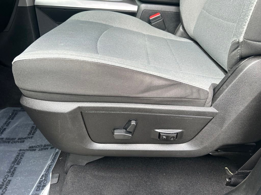 2023 RAM Ram 1500 Classic SLT - Photo 17